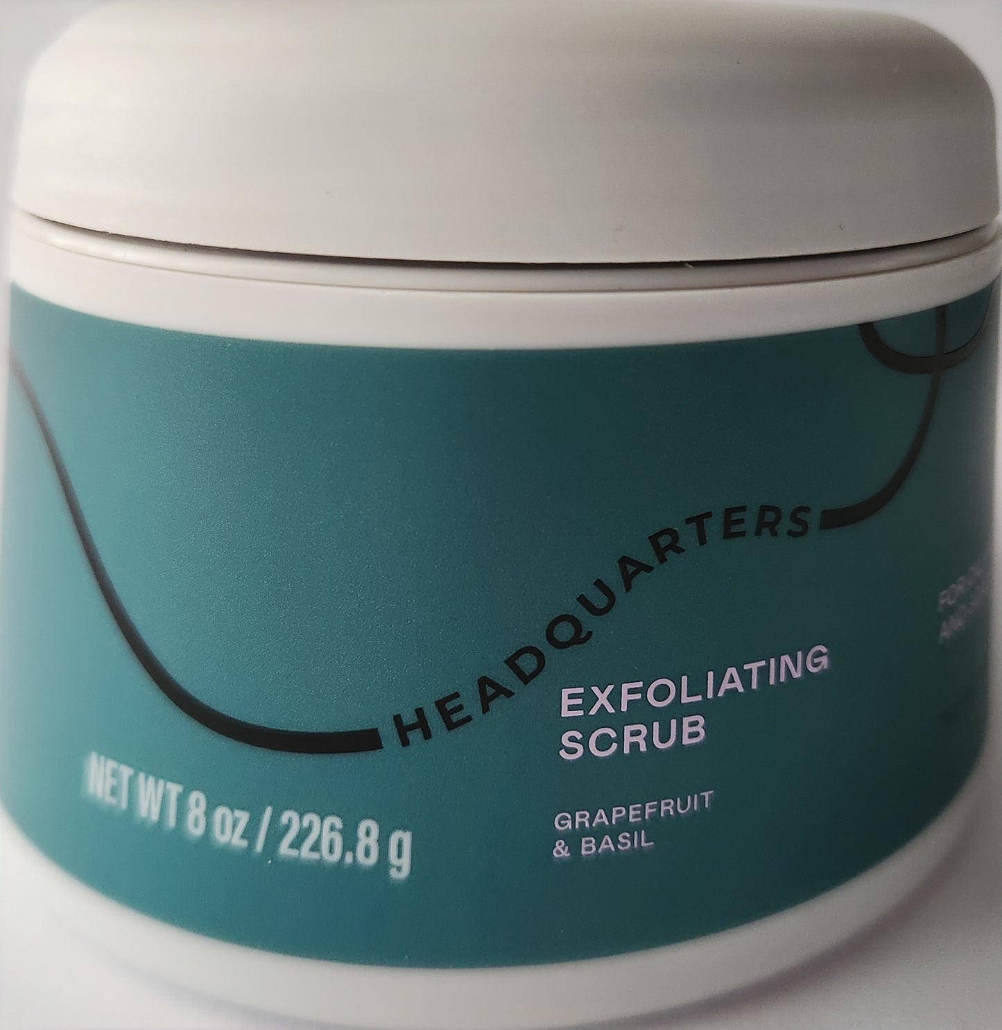 Headquarters Exfoliating Scrub